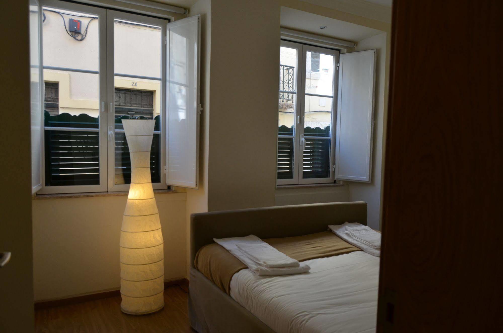 City Stays Chiado Apartments Lisbon Bagian luar foto