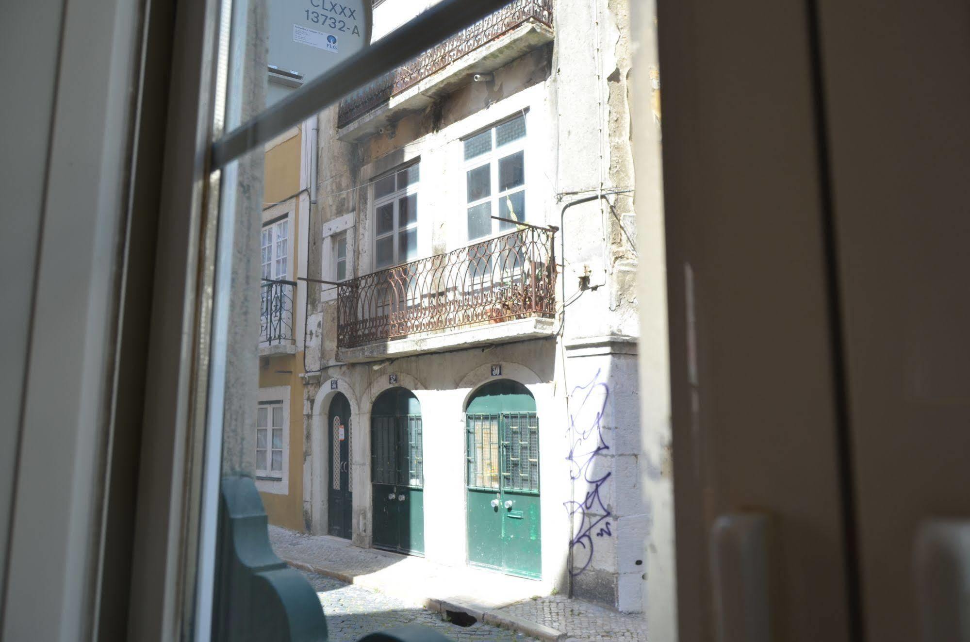 City Stays Chiado Apartments Lisbon Bagian luar foto