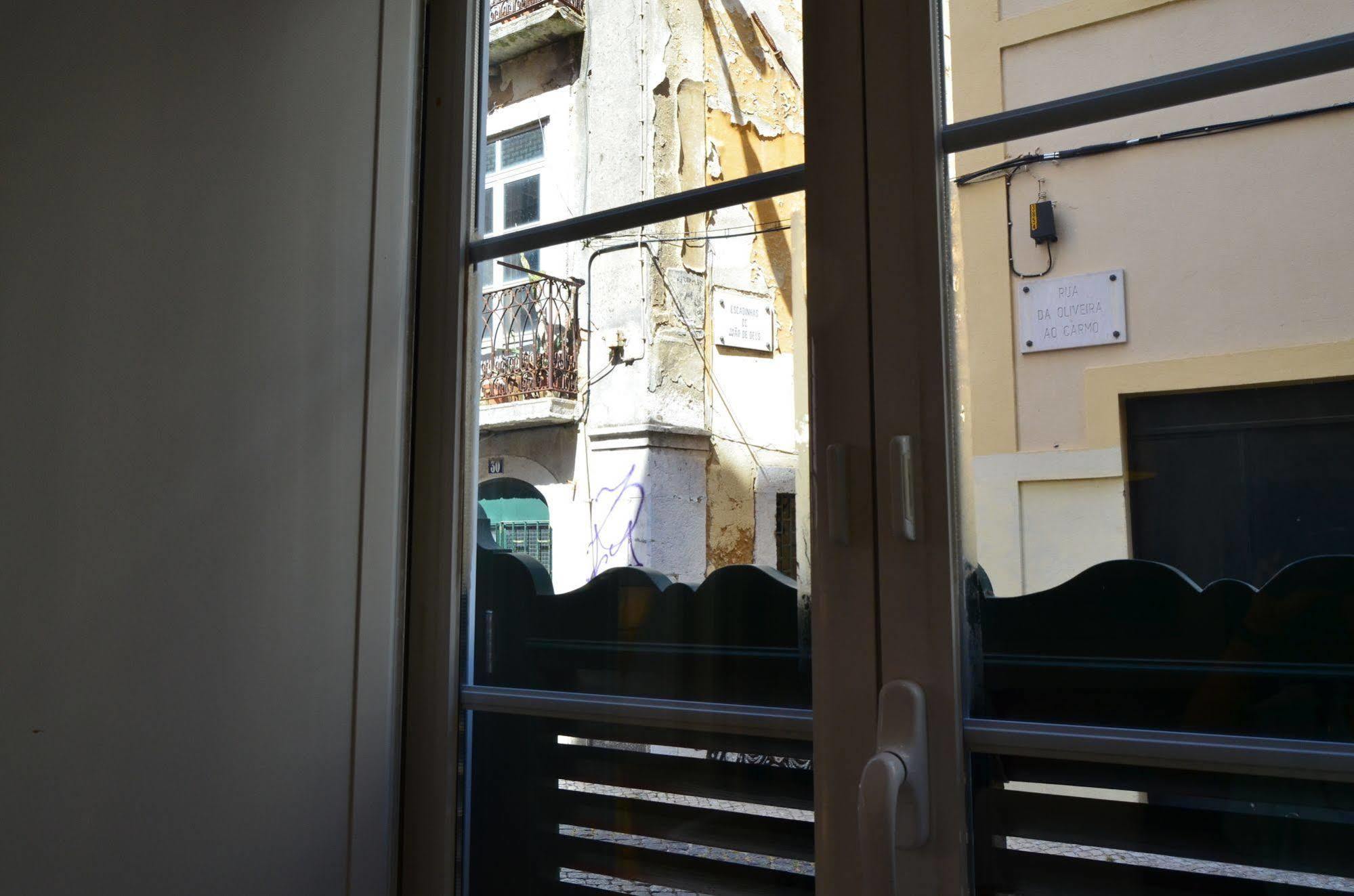 City Stays Chiado Apartments Lisbon Bagian luar foto